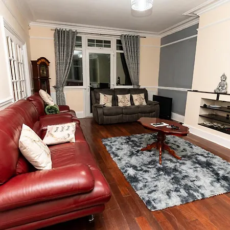 Apartment 461 Shirley Road Hall B28 8ql Birmingham