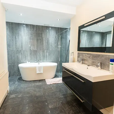 461 Shirley Road Hall B28 8ql